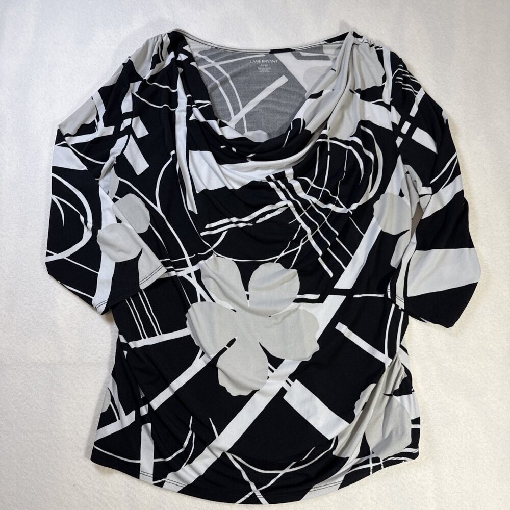 Lane Bryant womens blouse top  Size 18 20  scoop neckline black‎ white print